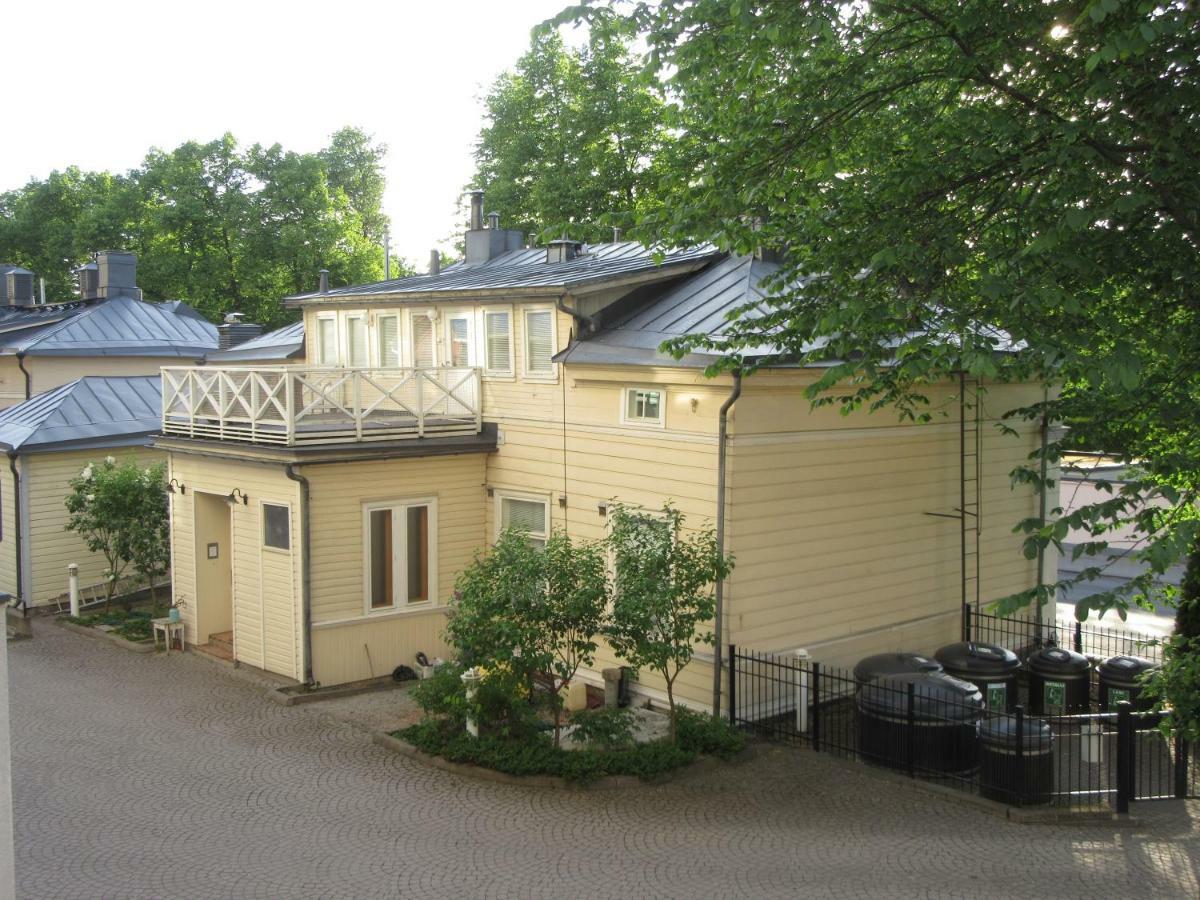 Remontoitu Asunto Vanhassa Talossa - Renovated Apartment At The Heart Of Turku Dış mekan fotoğraf
